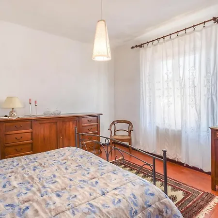 Holiday home 2 Bedroom Awesome In Santo Stefano Magra *